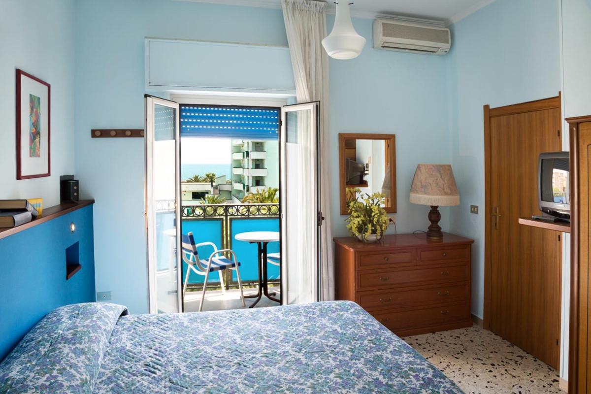 Residence 7 Bello San Benedetto del Tronto Pokój zdjęcie